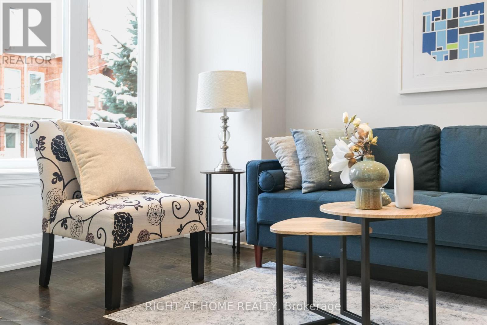 68a Oxford Street, Toronto (Kensington-Chinatown), Ontario  M5T 1P1 - Photo 6 - C12685608