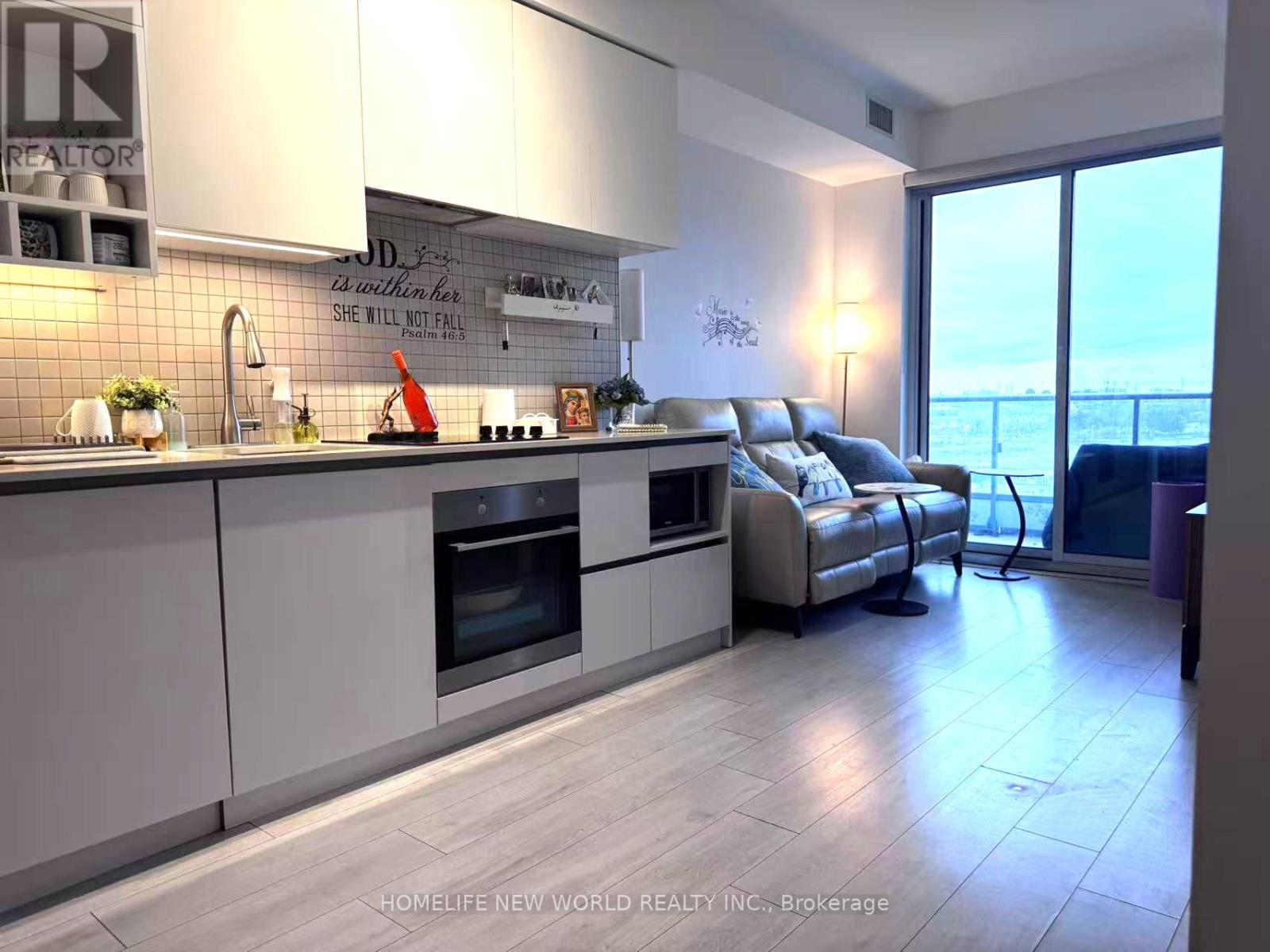 608 - 950 Portage Parkway, Vaughan, Ontario  L4K 0J7 - Photo 10 - N12685594