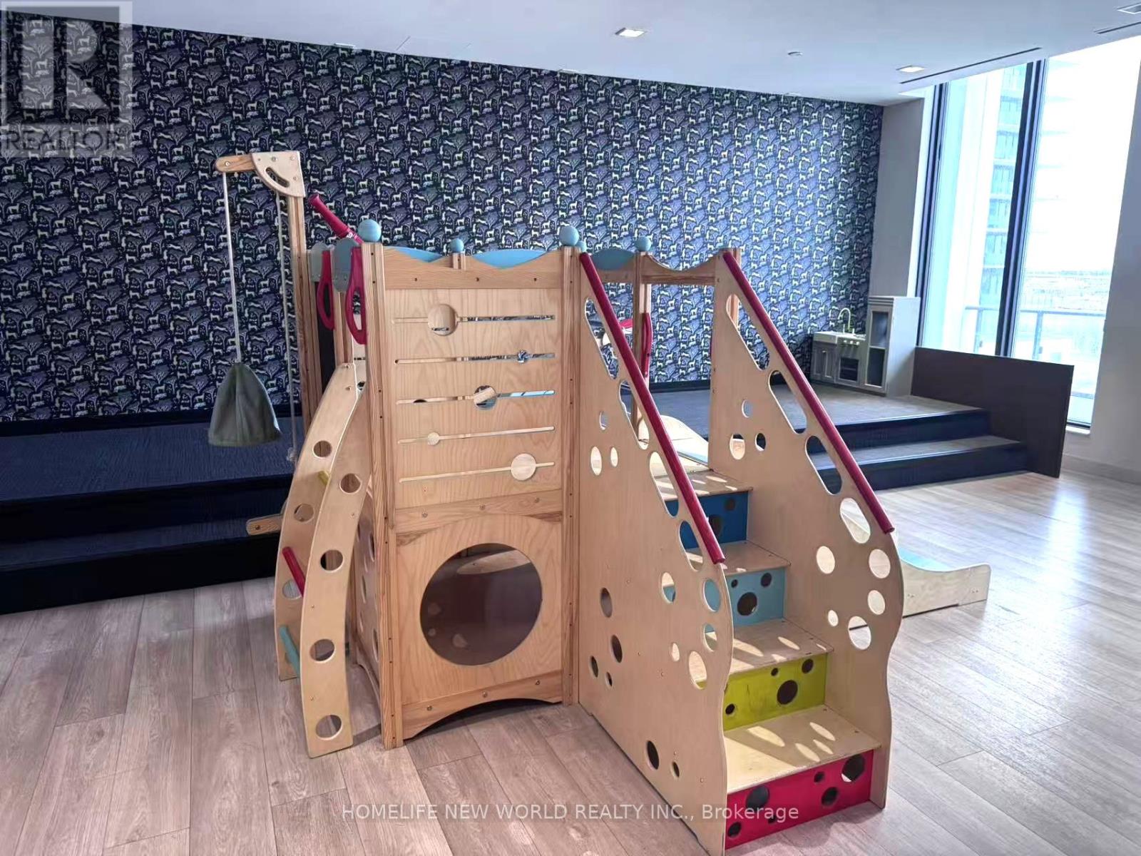 608 - 950 Portage Parkway, Vaughan, Ontario  L4K 0J7 - Photo 3 - N12685594