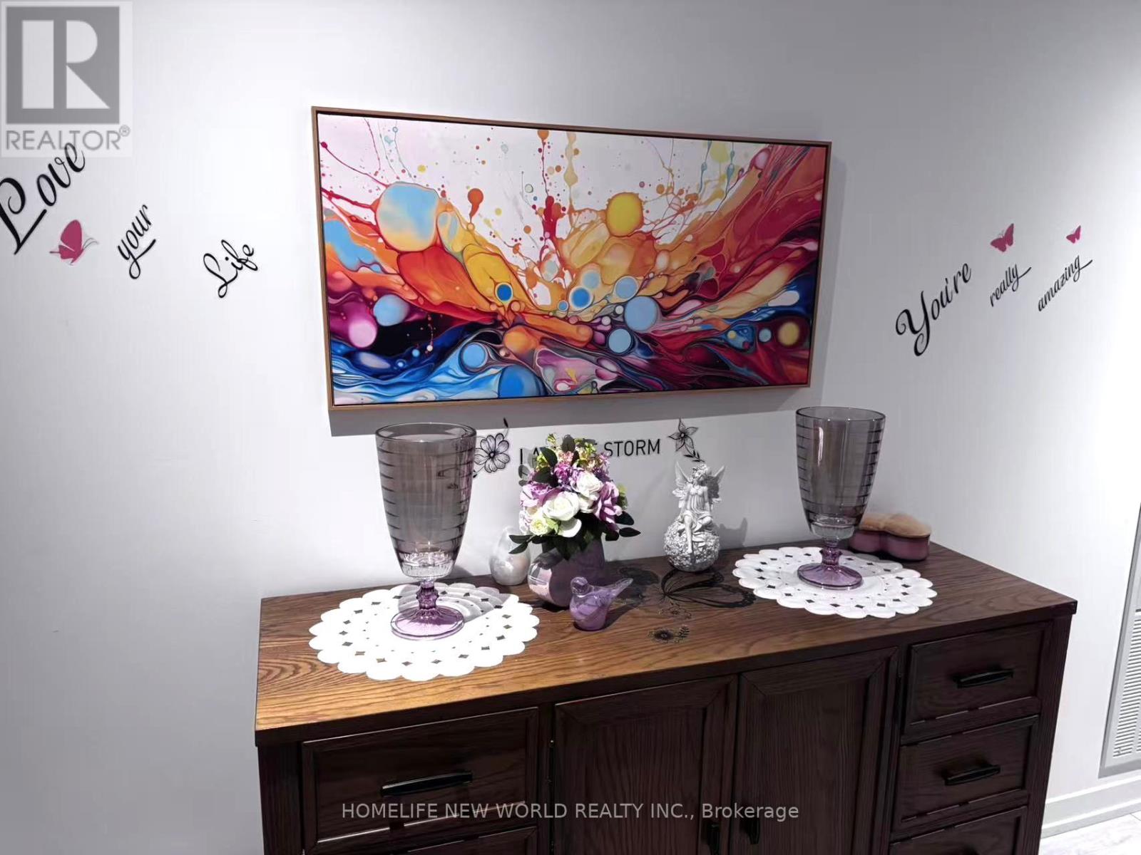 608 - 950 Portage Parkway, Vaughan, Ontario  L4K 0J7 - Photo 8 - N12685594