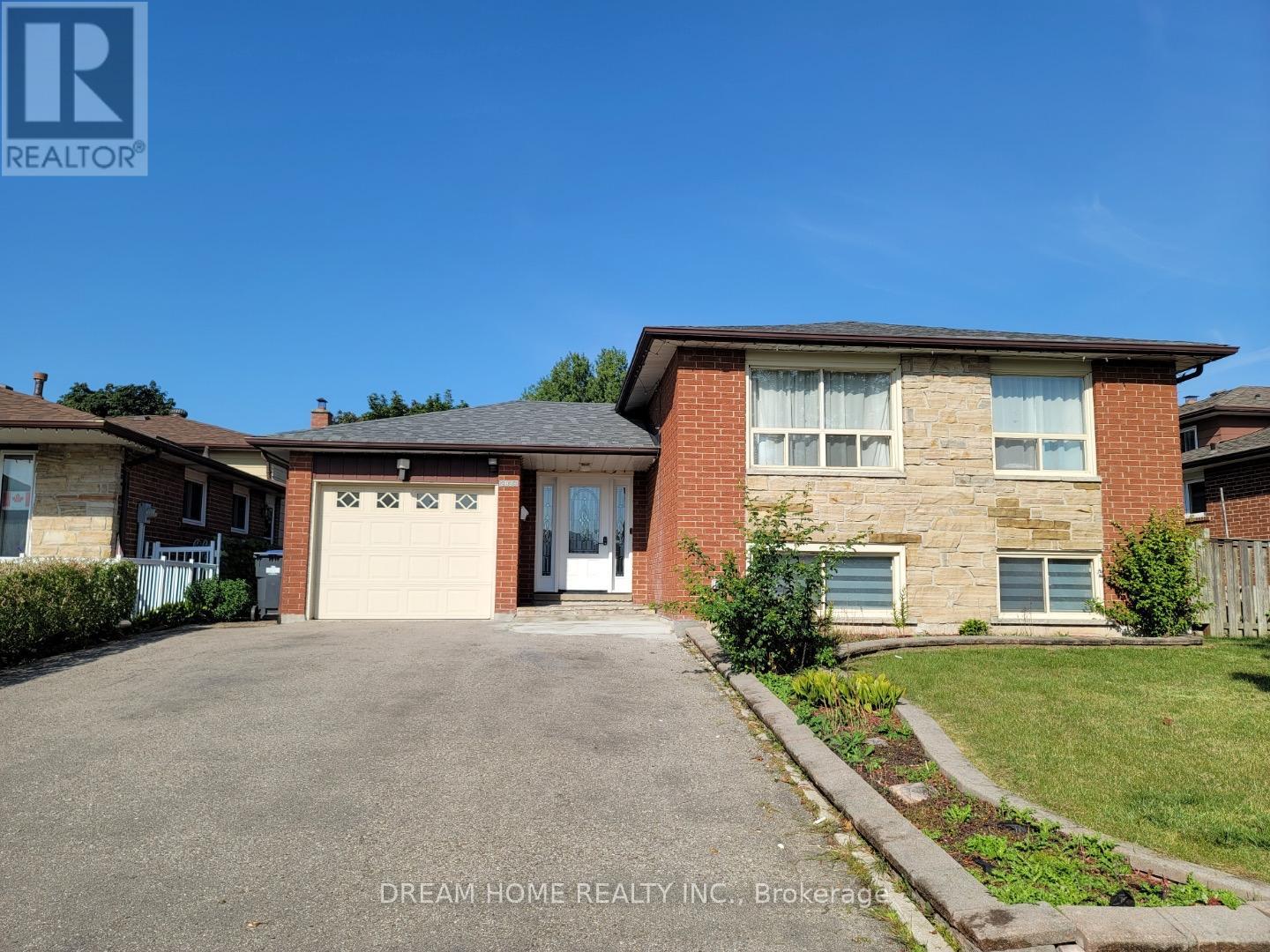 Lower - 2838 Kingsberry Crescent, Mississauga, Ontario  L5B 2K9 - Photo 1 - W12685600