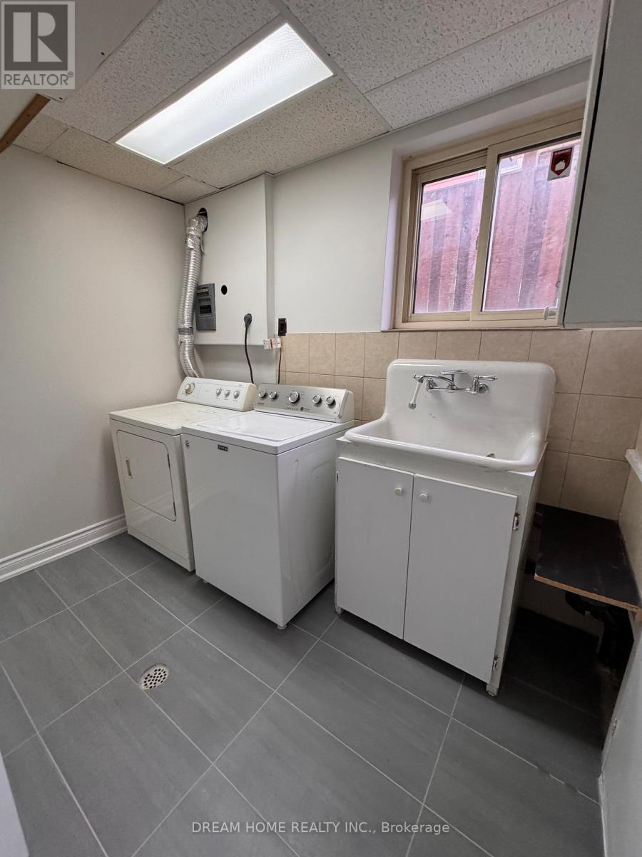 Lower - 2838 Kingsberry Crescent, Mississauga, Ontario  L5B 2K9 - Photo 30 - W12685600