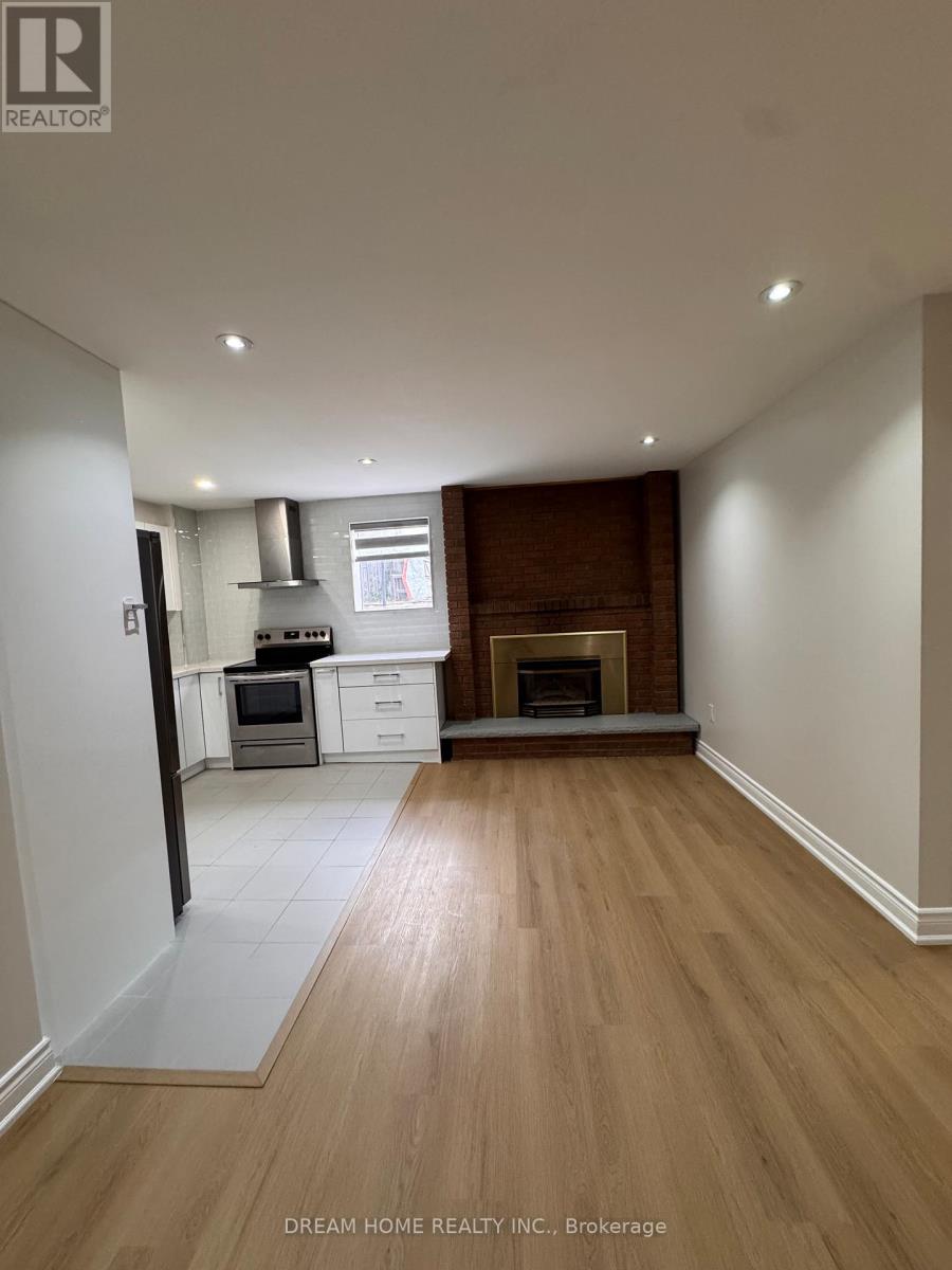 Lower - 2838 Kingsberry Crescent, Mississauga, Ontario  L5B 2K9 - Photo 8 - W12685600