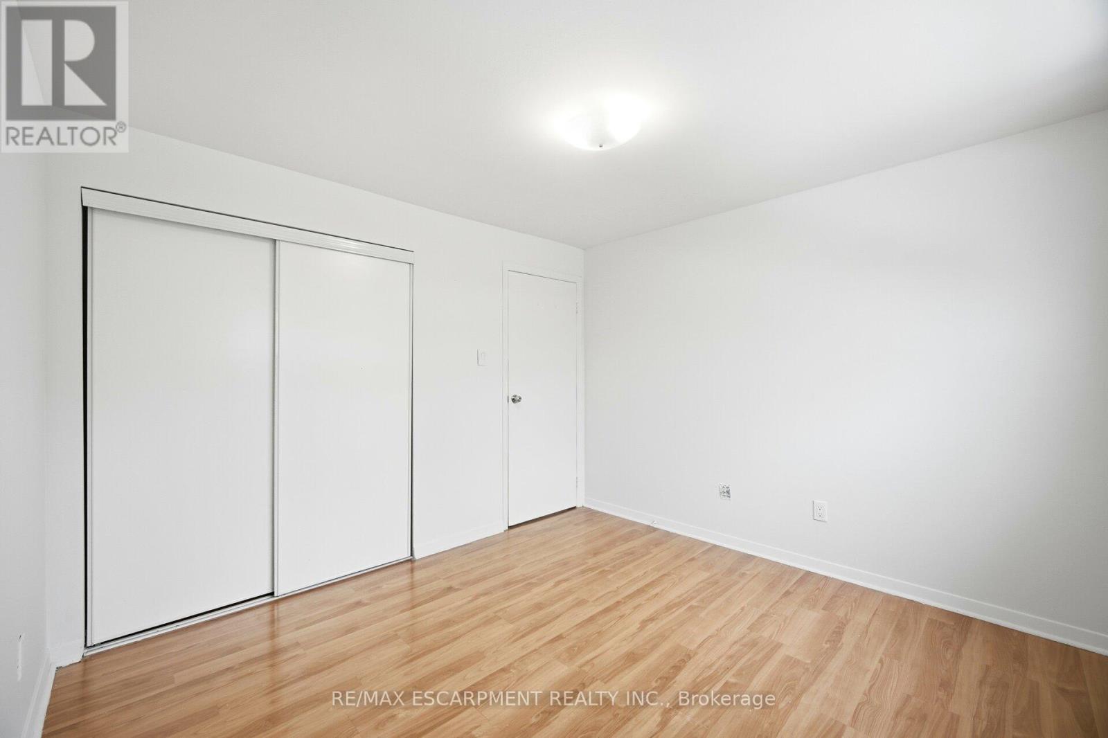24 - 25 Gosford Boulevard, Toronto (Black Creek), Ontario  M3N 2G7 - Photo 23 - W12685602