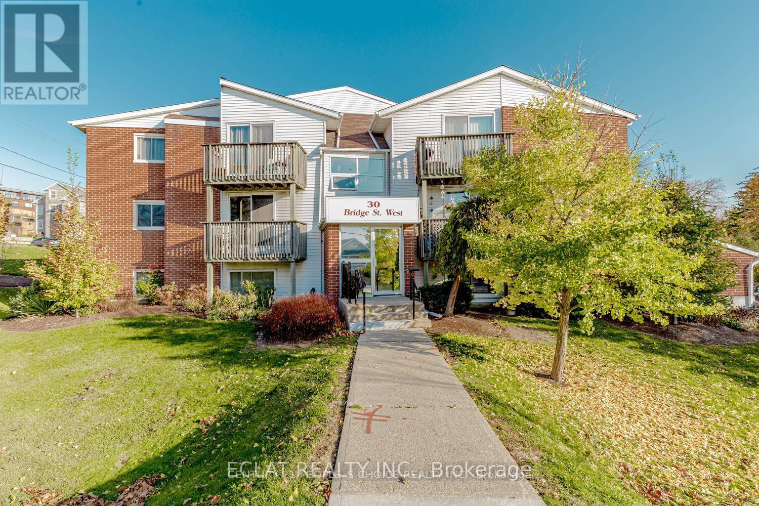 304 - 30 Bridge Street, Kitchener, Ontario  N2K 1K4 - Photo 1 - X12685626