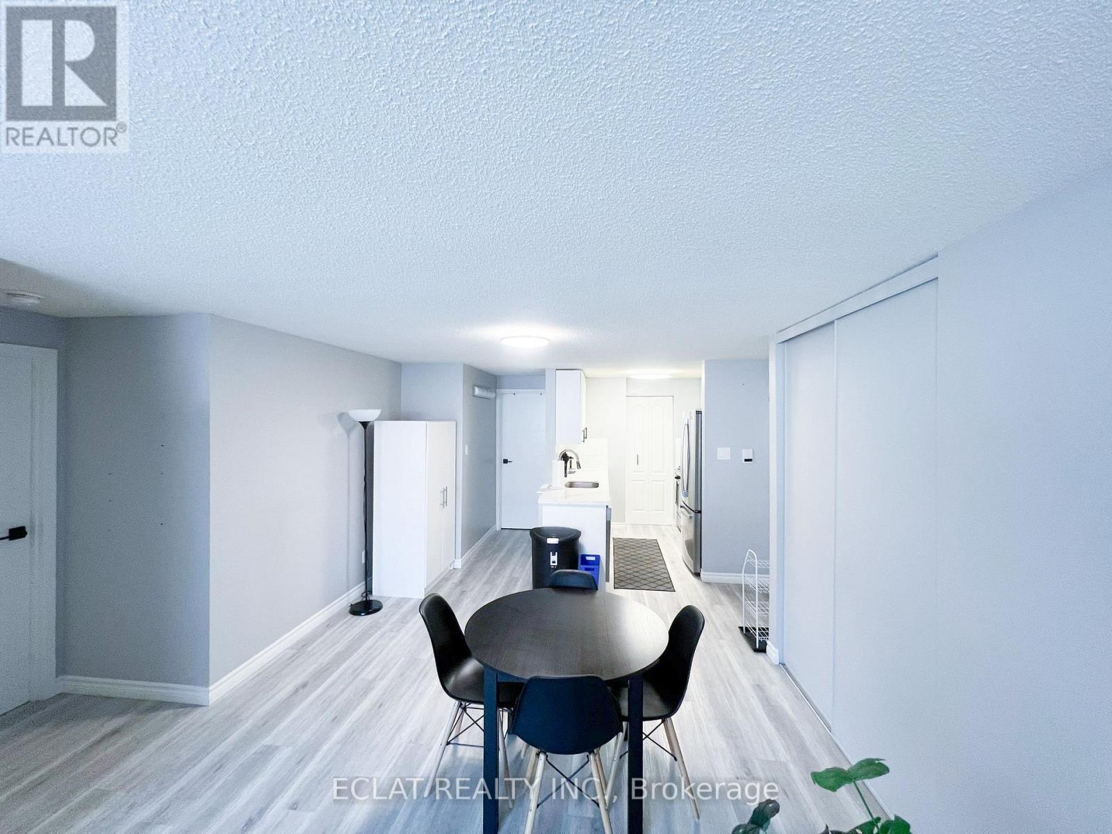 304 - 30 Bridge Street, Kitchener, Ontario  N2K 1K4 - Photo 25 - X12685626