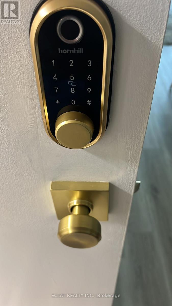 304 - 30 Bridge Street, Kitchener, Ontario  N2K 1K4 - Photo 4 - X12685626