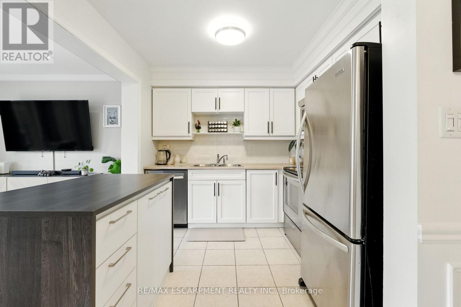 247 Fall Fair Way, Hamilton (Binbrook), Ontario  L0R 1C0 - Photo 14 - X12685628