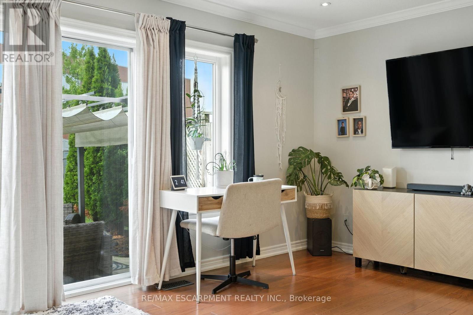 247 Fall Fair Way, Hamilton (Binbrook), Ontario  L0R 1C0 - Photo 23 - X12685628