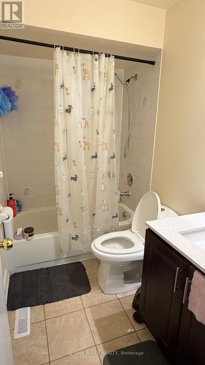 29 Softneedle Avenue, Brampton, Ontario  L6R 1K8 - Photo 17 - W12684416