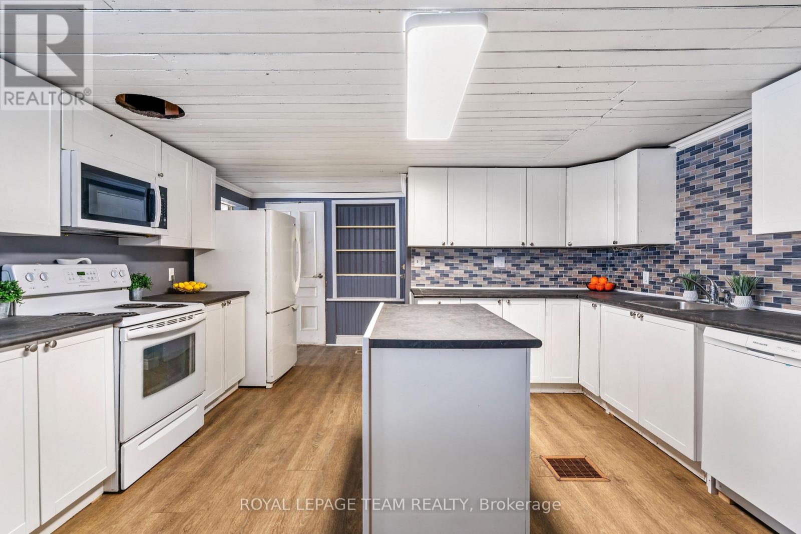 3542 Beckstead Road, South Dundas, Ontario  K0C 1H0 - Photo 13 - X12685638