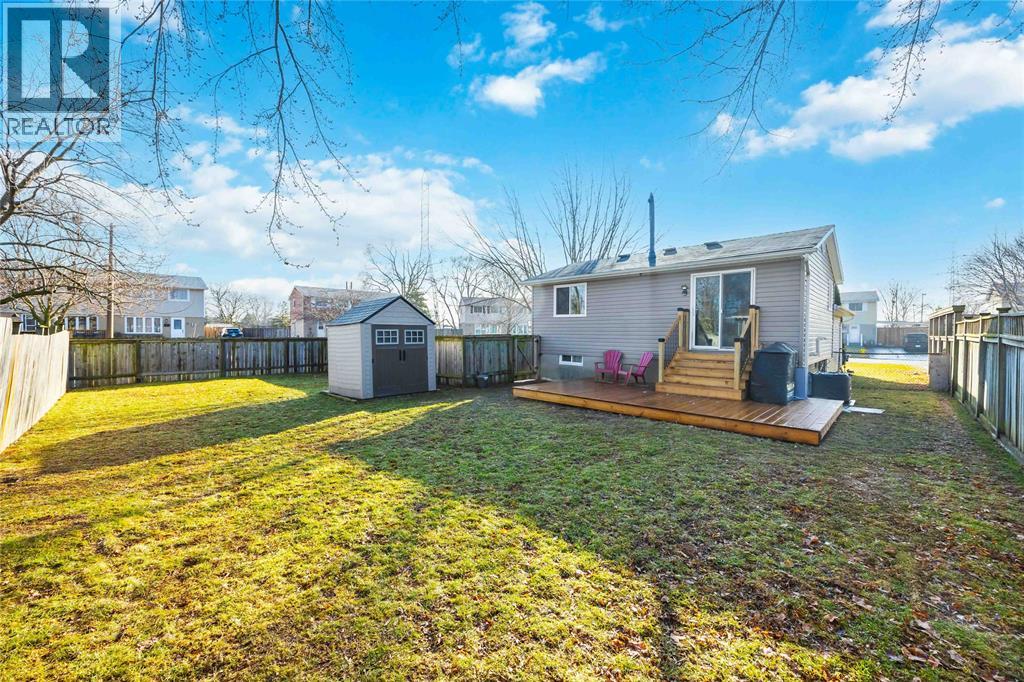 1178 Overlea Crescent, Sarnia, Ontario  N7S 4E7 - Photo 29 - 26000074