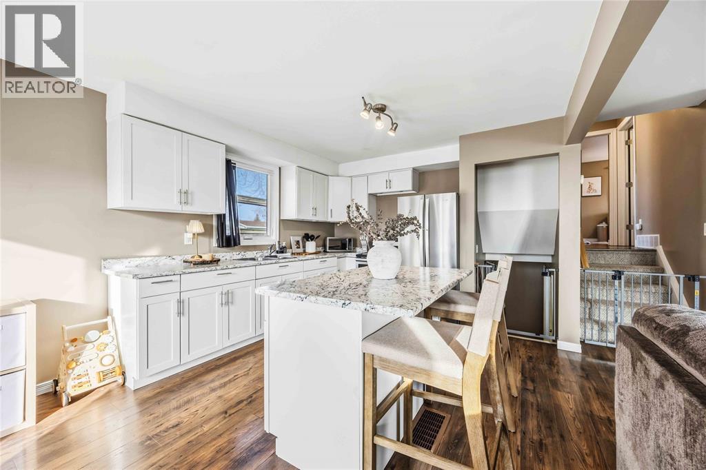 1178 Overlea Crescent, Sarnia, Ontario  N7S 4E7 - Photo 8 - 26000074