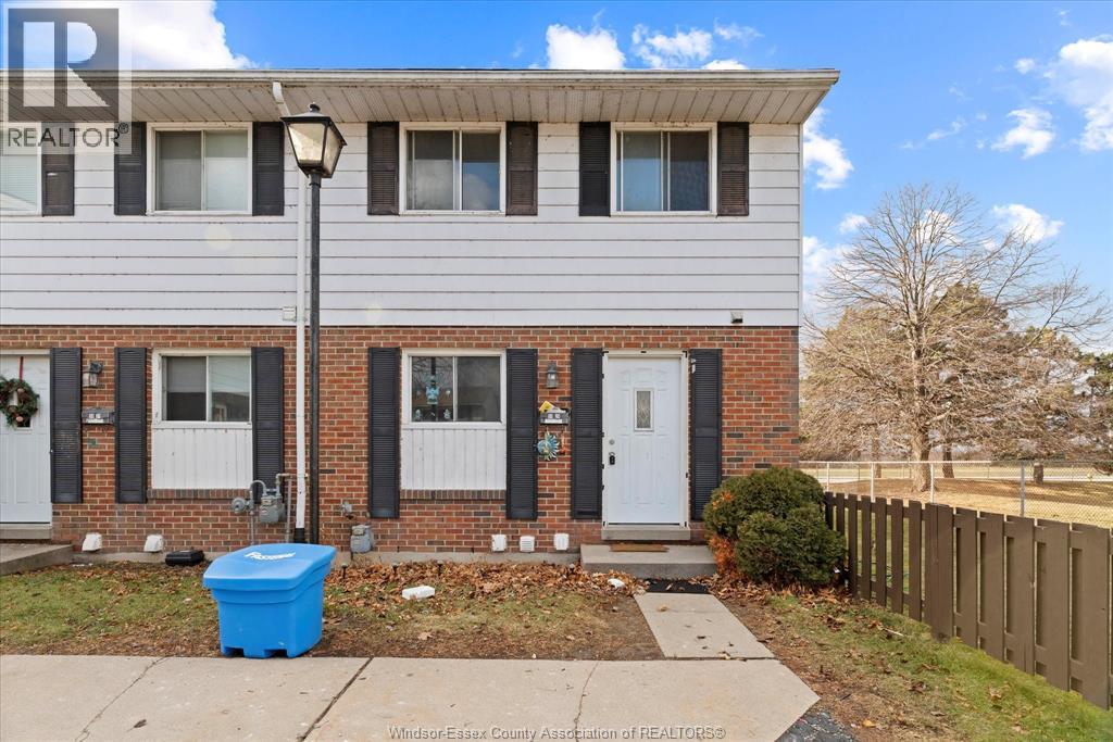 MLS# 26000748: 3029 Meadowbrook LANE, Windsor, Canada