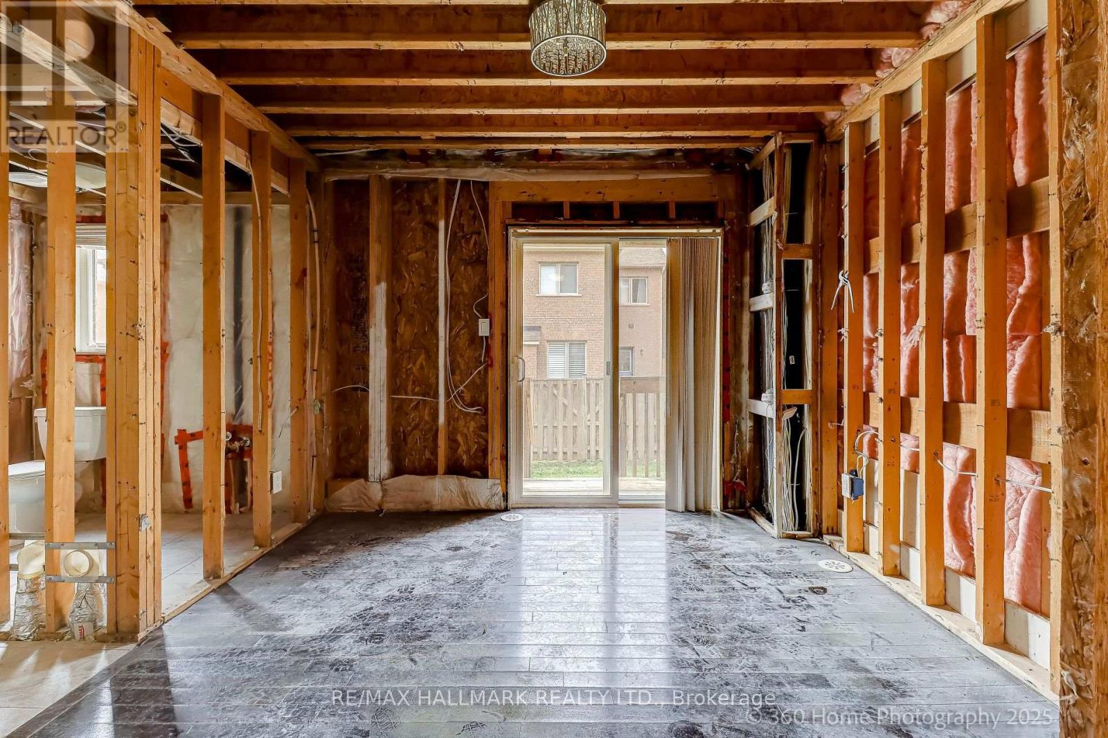 6 Aspen Hills Road, Brampton (Credit Valley), Ontario  L6Y 6E3 - Photo 29 - W12685652