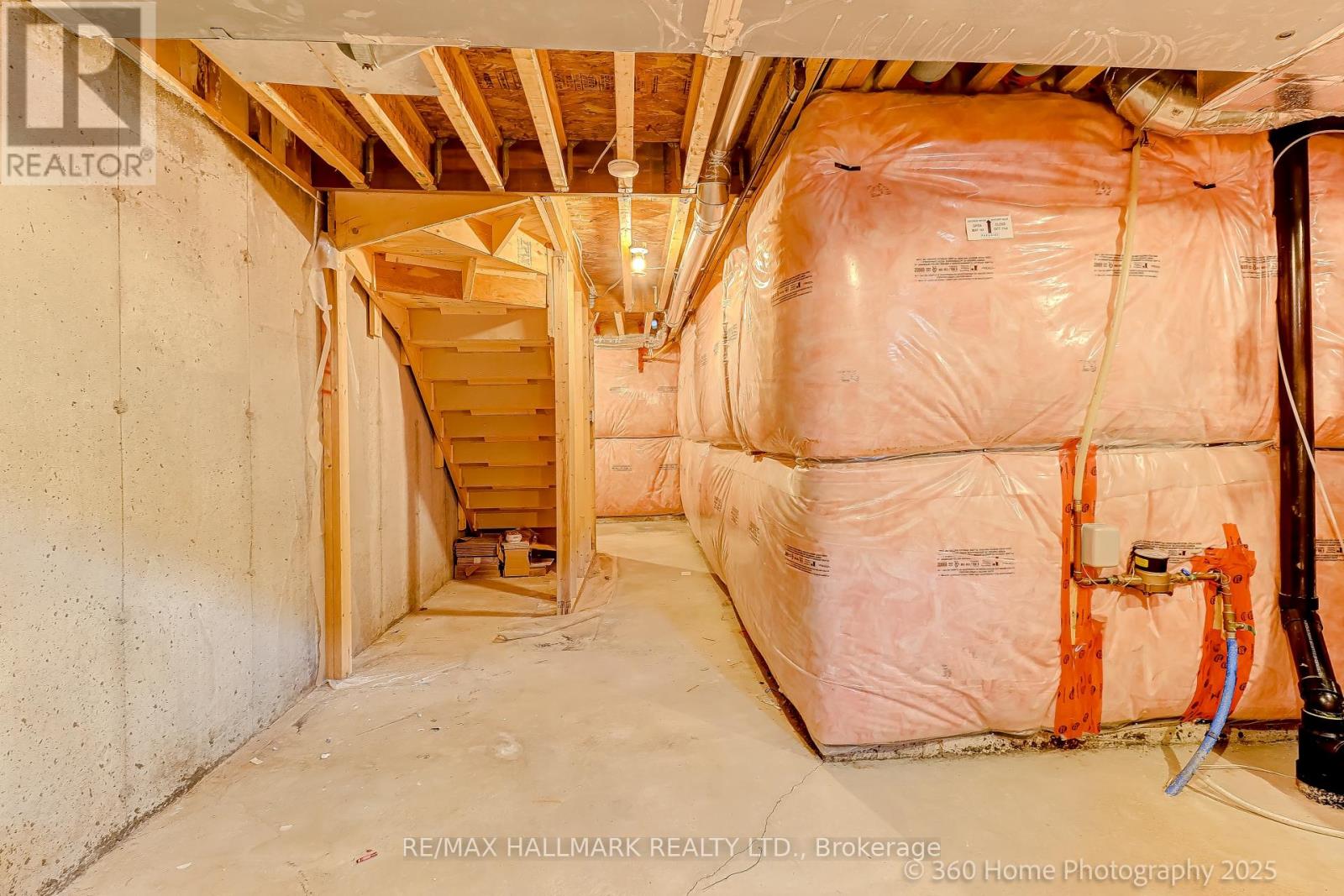 6 Aspen Hills Road, Brampton (Credit Valley), Ontario  L6Y 6E3 - Photo 37 - W12685652