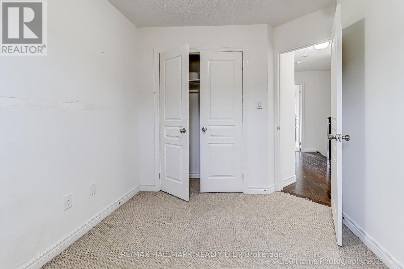 6 Aspen Hills Road, Brampton (Credit Valley), Ontario  L6Y 6E3 - Photo 7 - W12685652