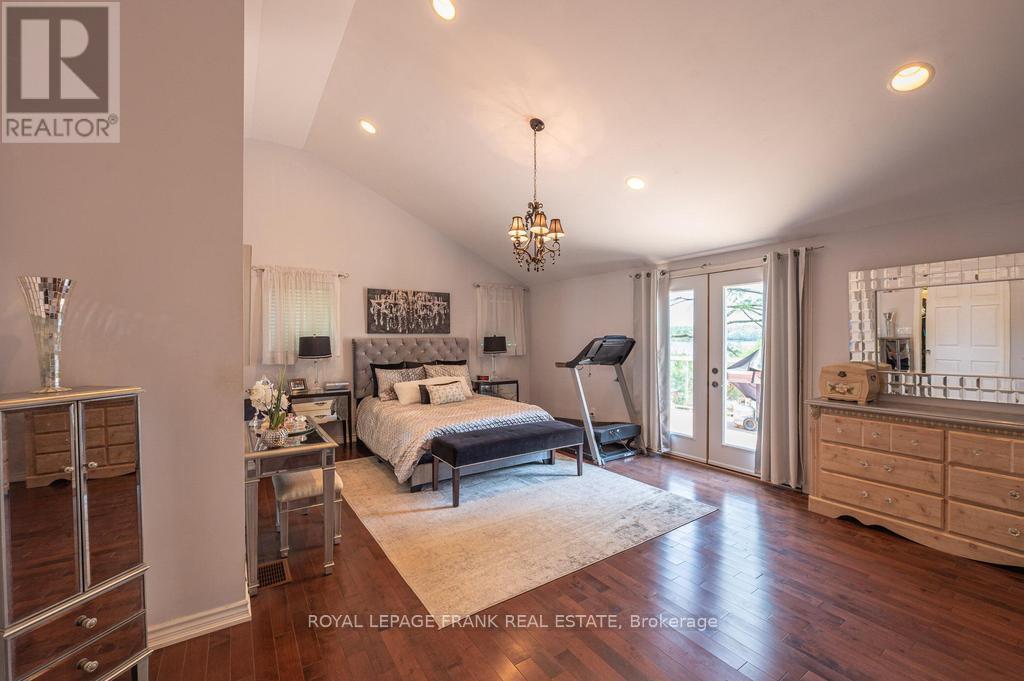 113 Fire Route 37, Trent Lakes, Ontario  K0L 1J0 - Photo 15 - X12449137