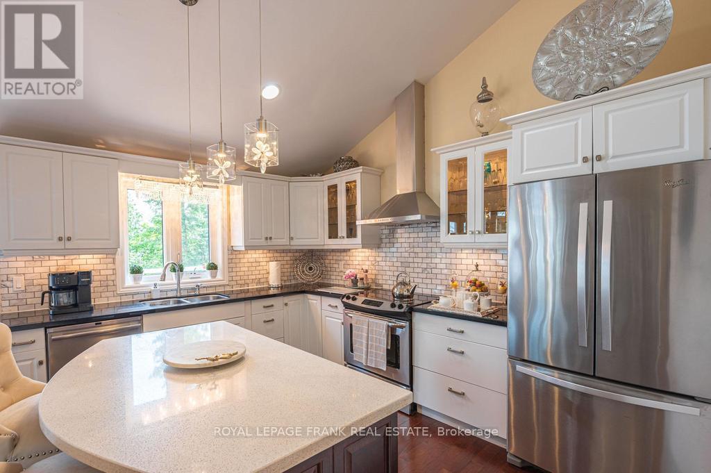 113 Fire Route 37, Trent Lakes, Ontario  K0L 1J0 - Photo 13 - X12449137