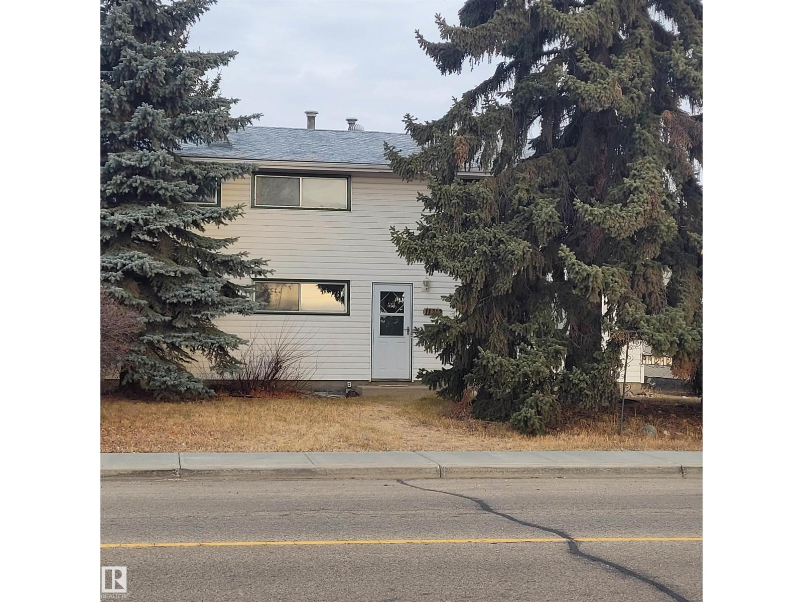 11212 134 AV NW, Edmonton, Alberta