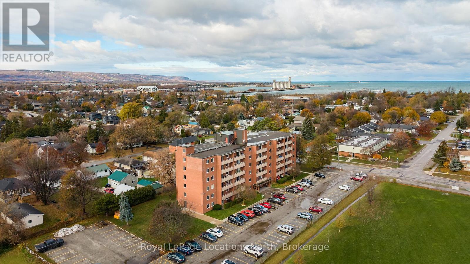 405 - 460 ONTARIO STREET, collingwood, Ontario