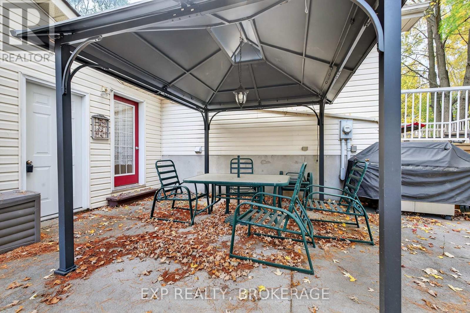 63 Southwood Crescent, Greater Napanee, Ontario  K7R 3L2 - Photo 23 - X12685592