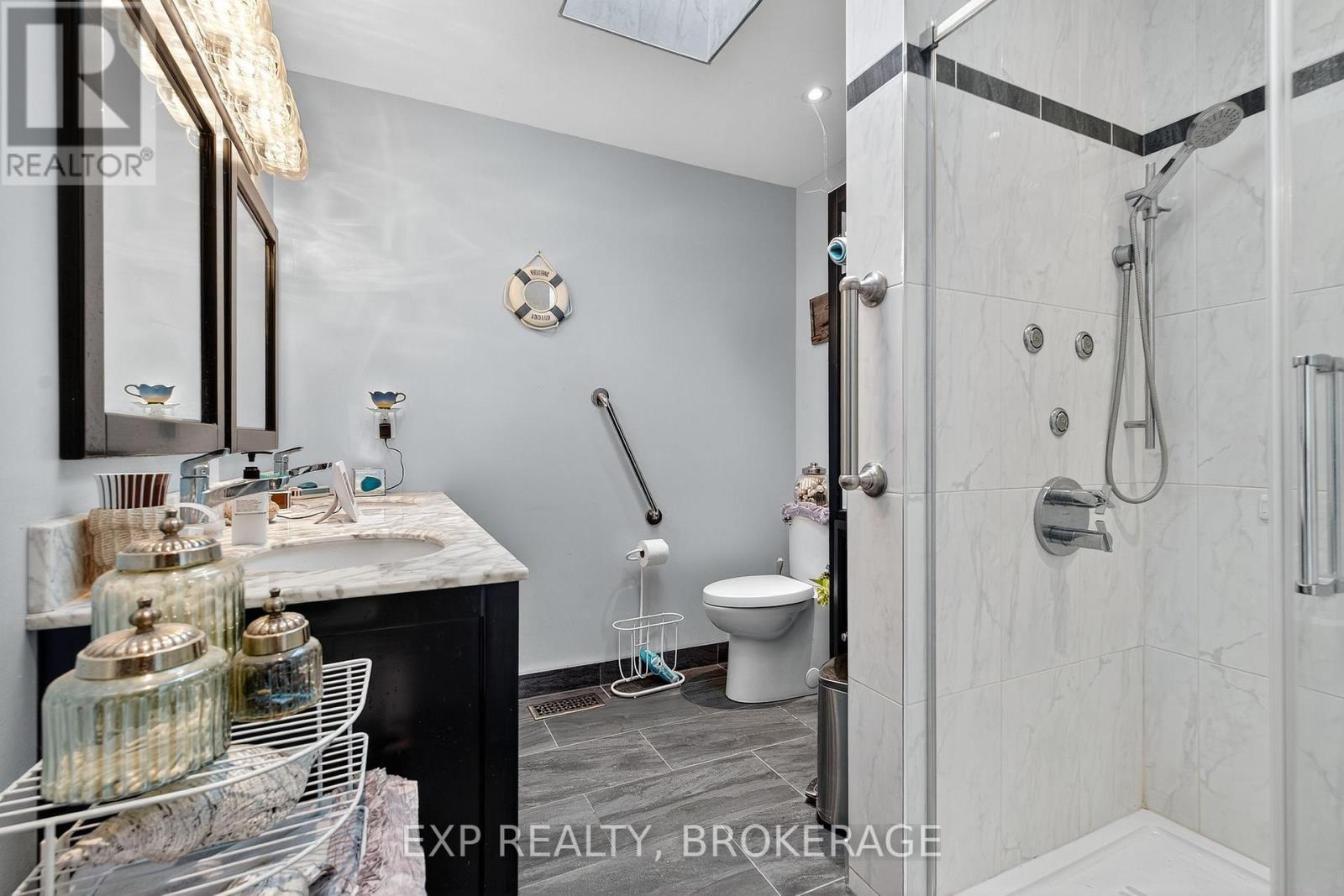 63 Southwood Crescent, Greater Napanee, Ontario  K7R 3L2 - Photo 7 - X12685592