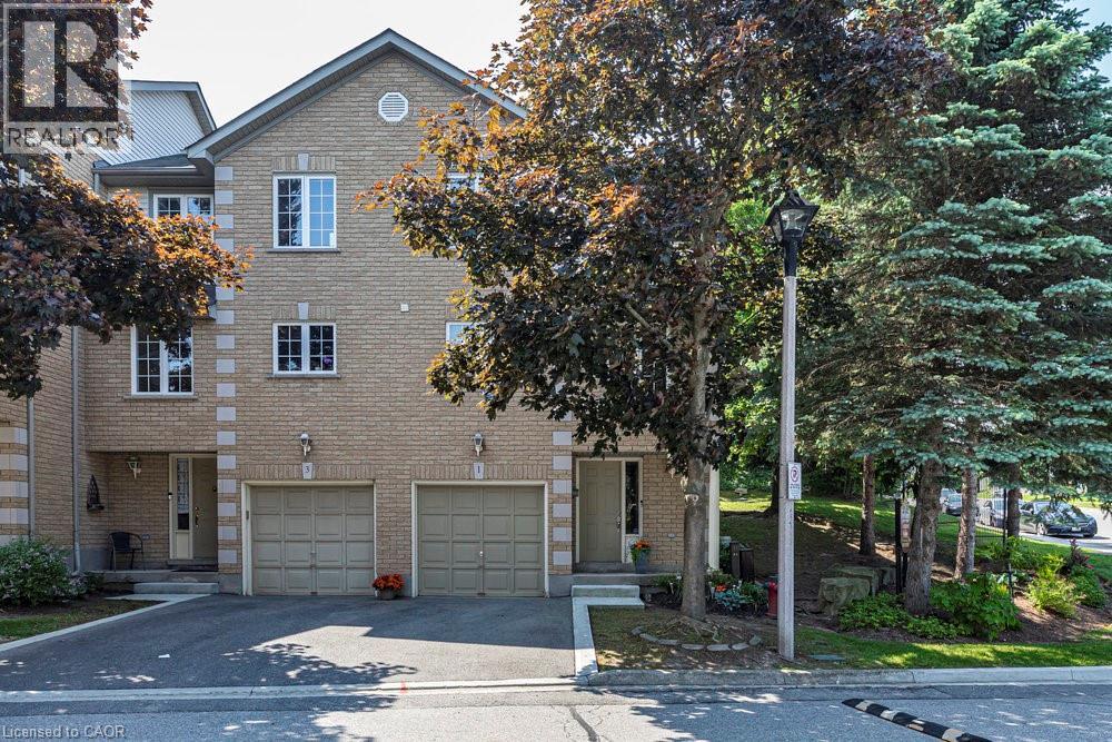 31 MOSS Boulevard Unit# 1, Dundas, Ontario