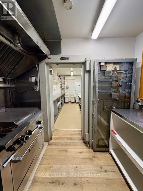 Main Floor - 1 Cameron Street W, Brock, Ontario  L0E 1E0 - Photo 15 - N12685700