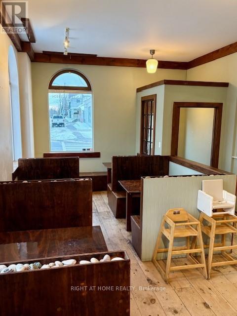 Main Floor - 1 Cameron Street W, Brock, Ontario  L0E 1E0 - Photo 5 - N12685700