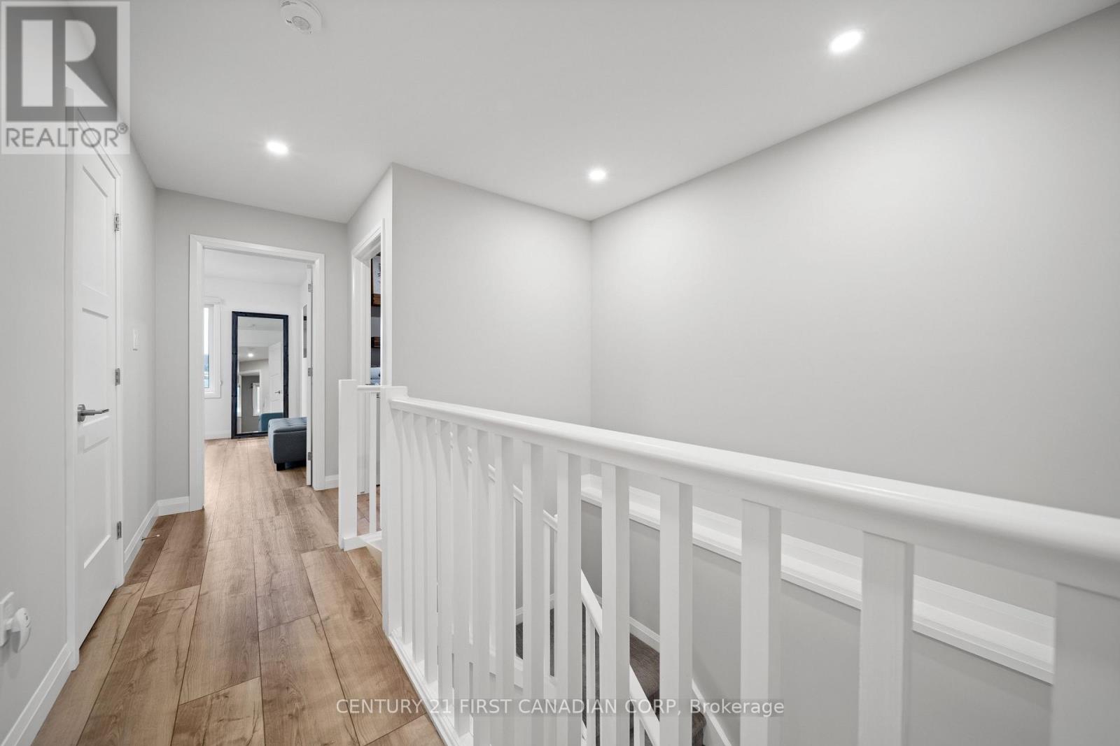 35 - 17 Nicholson Street, Lucan Biddulph, Ontario  N0M 2J0 - Photo 19 - X12685670