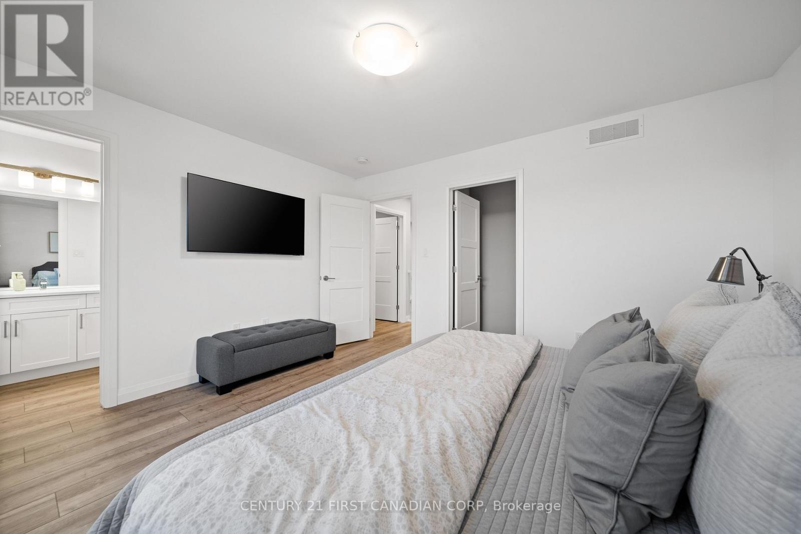 35 - 17 Nicholson Street, Lucan Biddulph, Ontario  N0M 2J0 - Photo 23 - X12685670