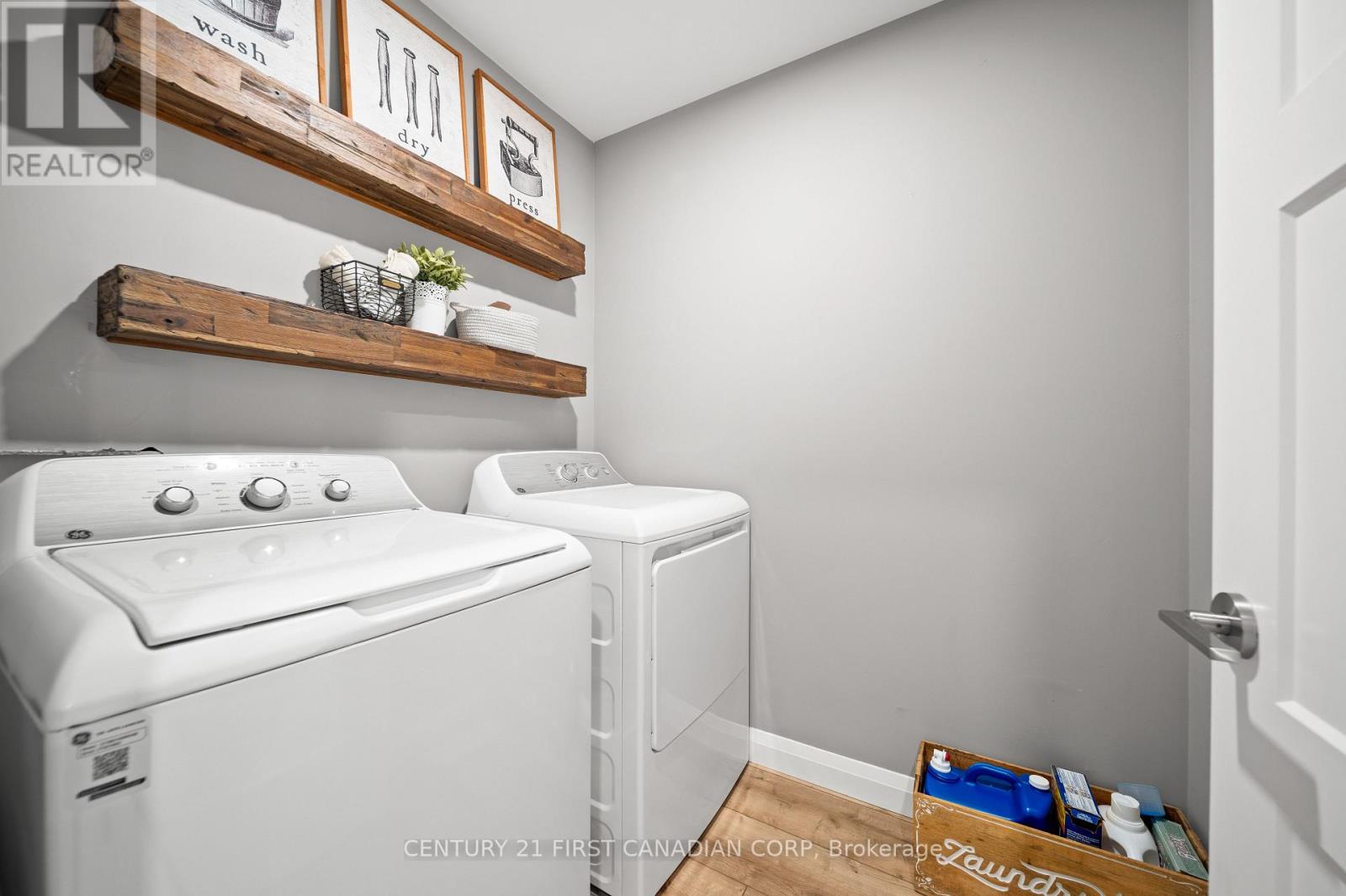 35 - 17 Nicholson Street, Lucan Biddulph, Ontario  N0M 2J0 - Photo 26 - X12685670