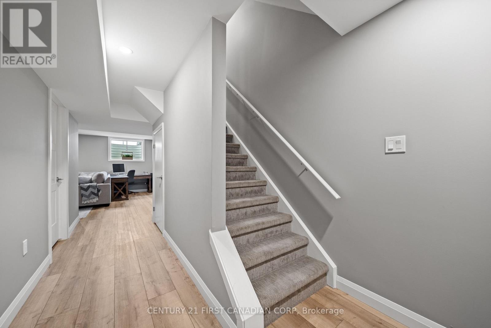 35 - 17 Nicholson Street, Lucan Biddulph, Ontario  N0M 2J0 - Photo 32 - X12685670