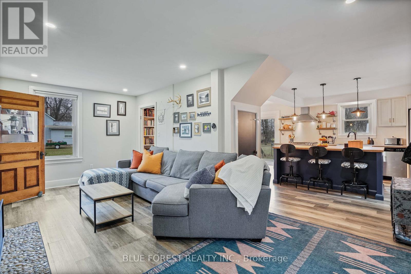 9868 Graham Road, West Elgin, Ontario  N0L 2P0 - Photo 16 - X12685698