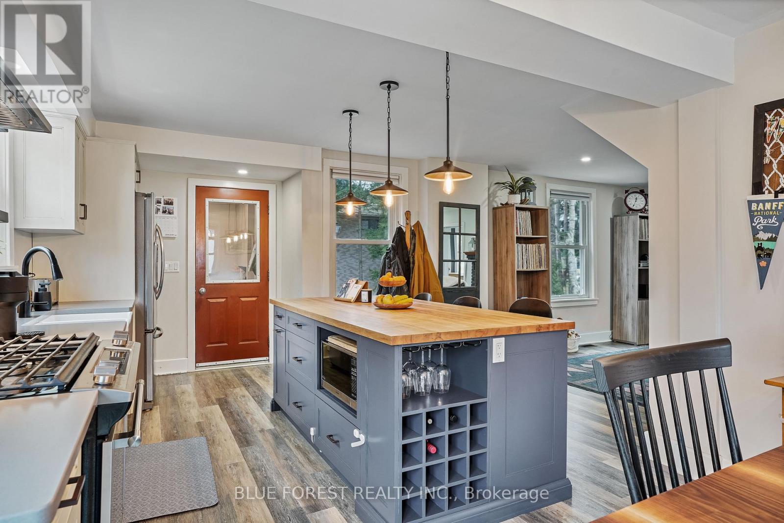 9868 Graham Road, West Elgin, Ontario  N0L 2P0 - Photo 19 - X12685698