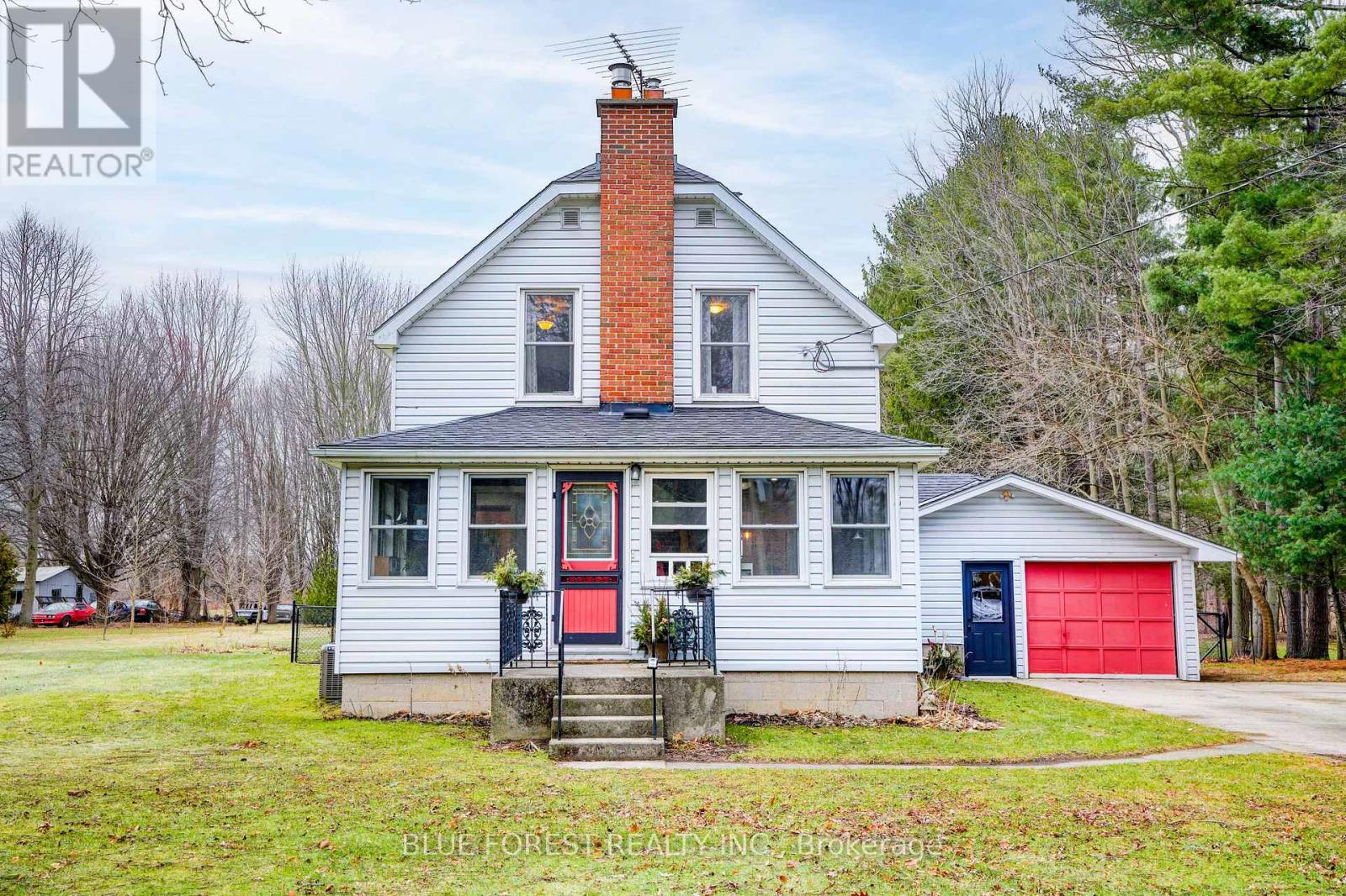 9868 Graham Road, West Elgin, Ontario  N0L 2P0 - Photo 2 - X12685698