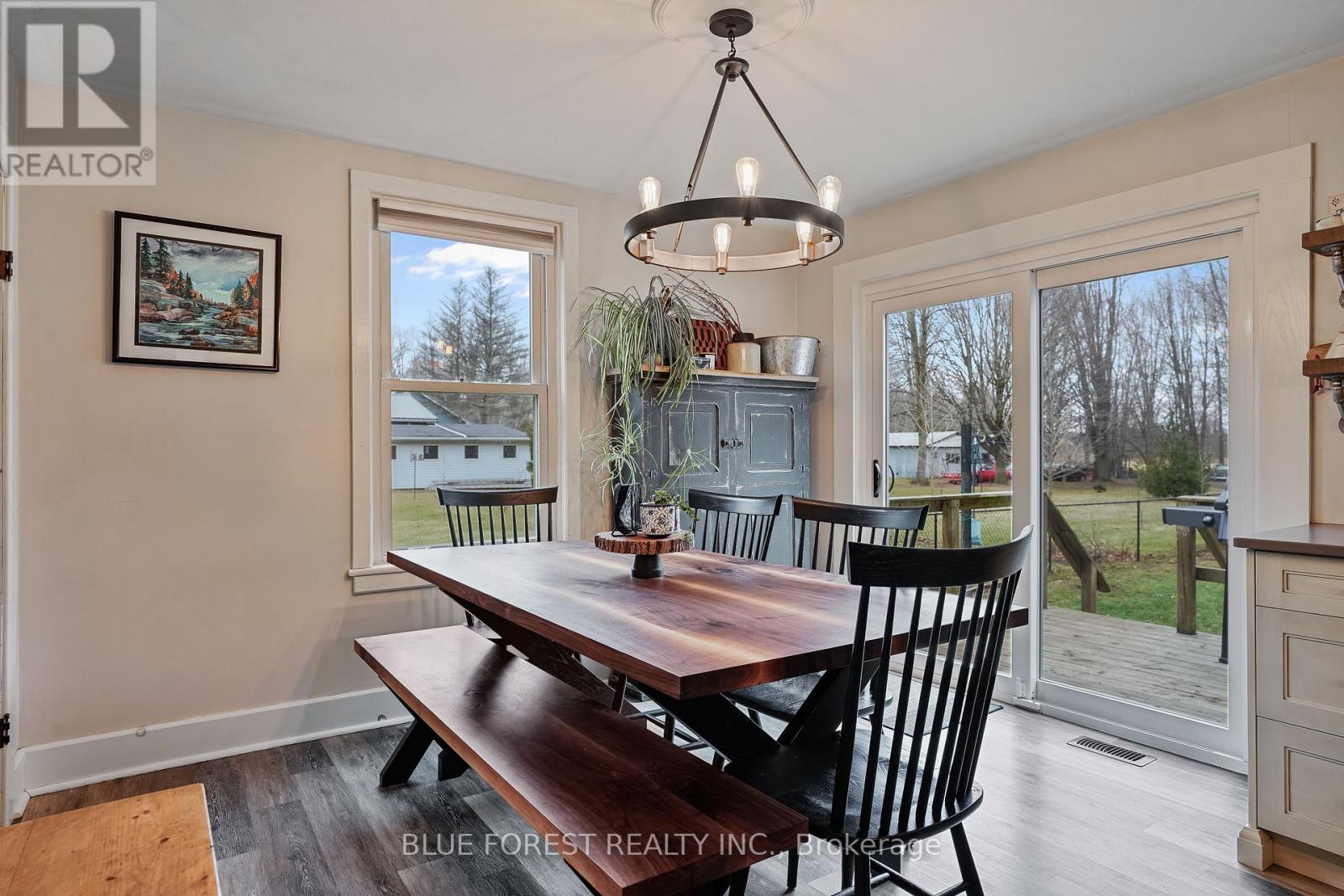 9868 Graham Road, West Elgin, Ontario  N0L 2P0 - Photo 21 - X12685698