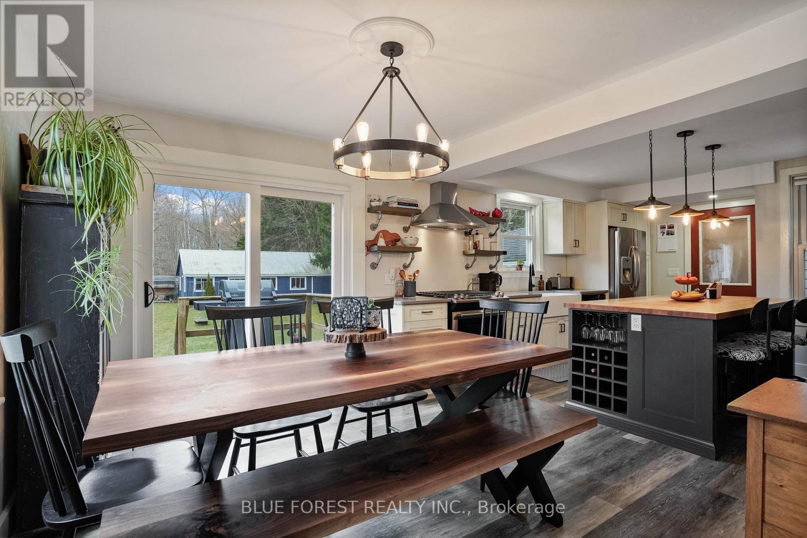 9868 Graham Road, West Elgin, Ontario  N0L 2P0 - Photo 22 - X12685698