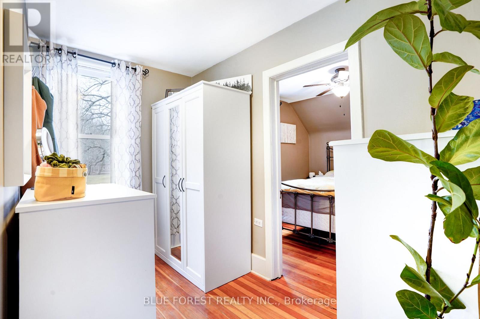 9868 Graham Road, West Elgin, Ontario  N0L 2P0 - Photo 24 - X12685698