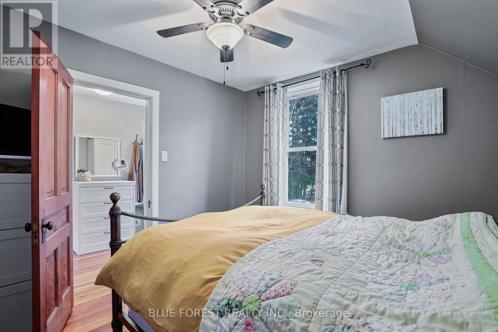 9868 Graham Road, West Elgin, Ontario  N0L 2P0 - Photo 28 - X12685698