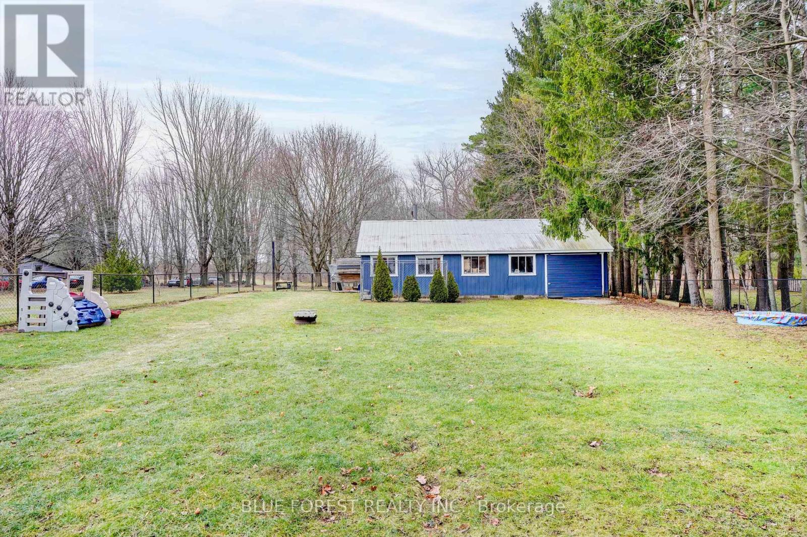 9868 Graham Road, West Elgin, Ontario  N0L 2P0 - Photo 40 - X12685698