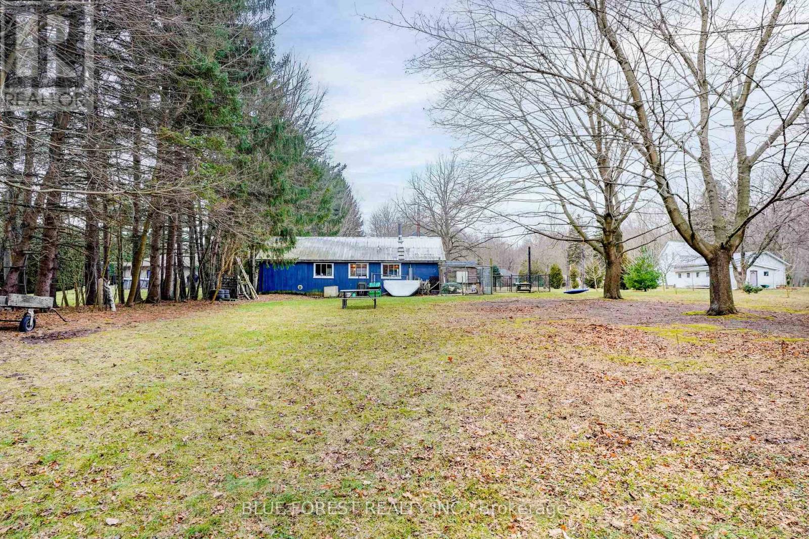 9868 Graham Road, West Elgin, Ontario  N0L 2P0 - Photo 44 - X12685698