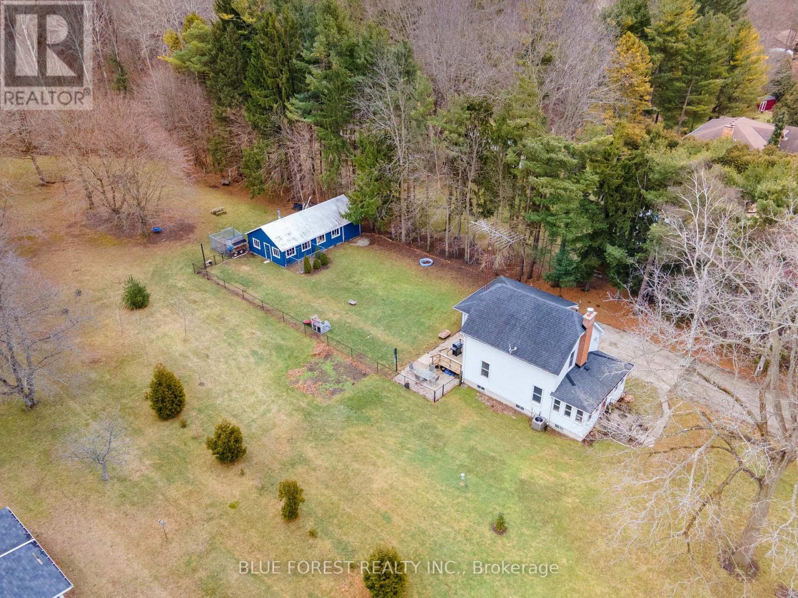 9868 Graham Road, West Elgin, Ontario  N0L 2P0 - Photo 45 - X12685698