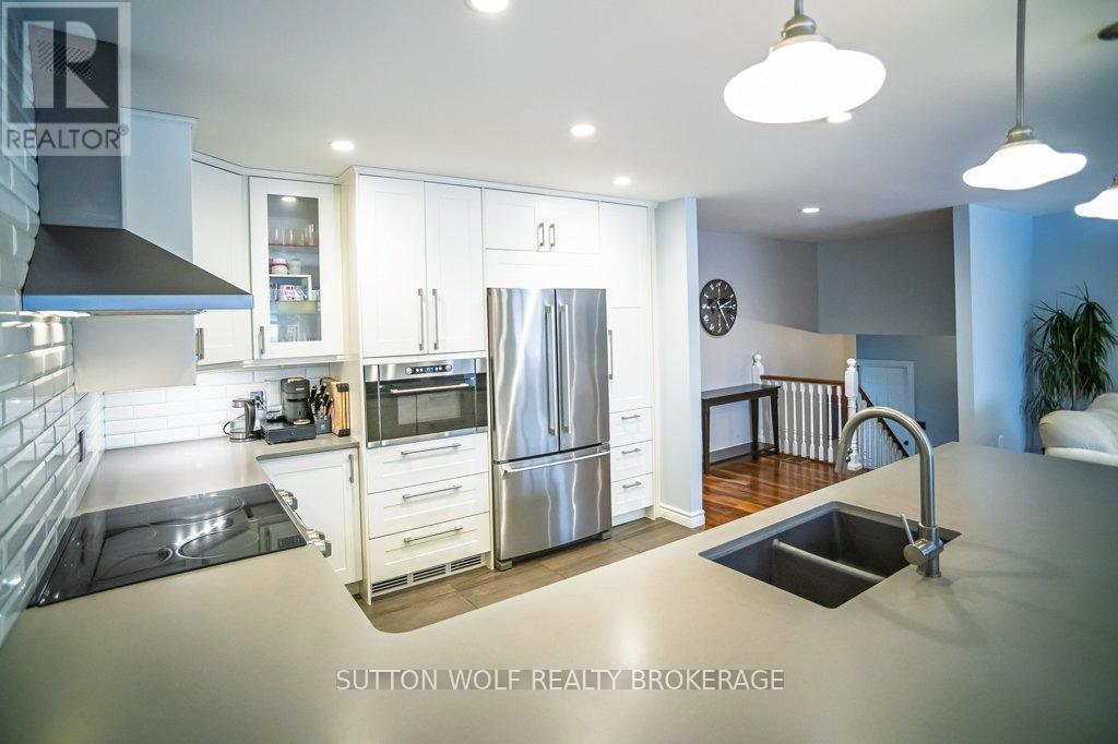 358 Drury Lane, Strathroy-Caradoc, Ontario  N7G 3G1 - Photo 11 - X12685706