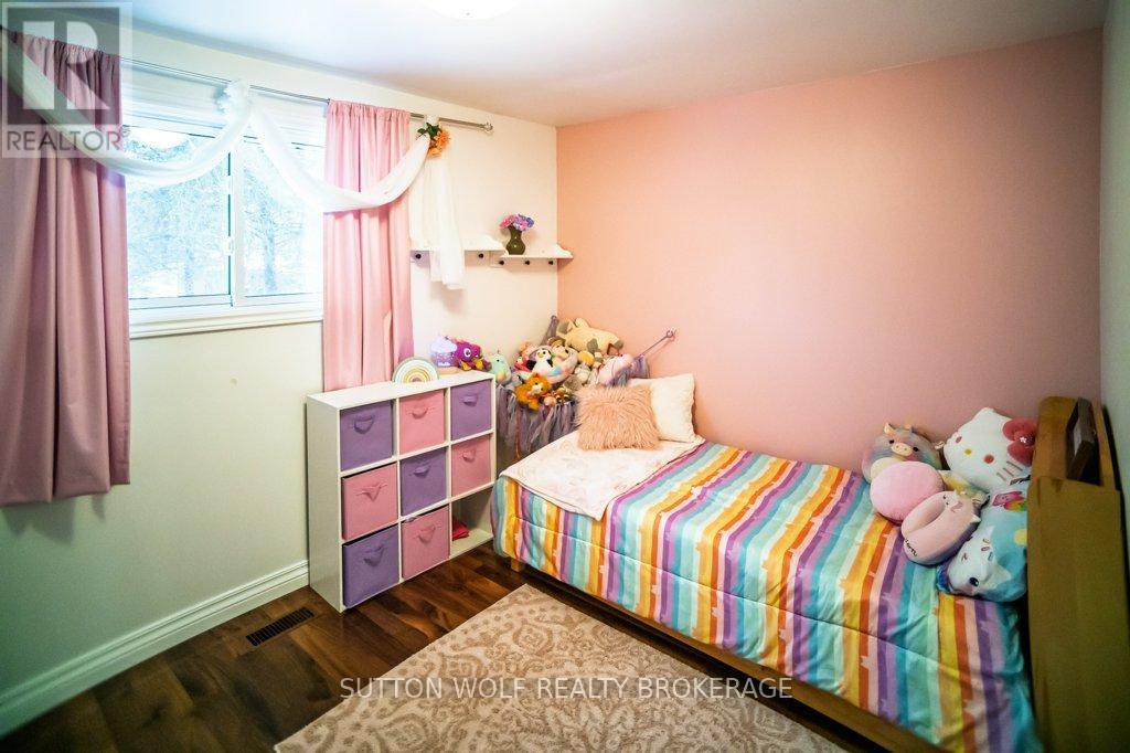 358 Drury Lane, Strathroy-Caradoc, Ontario  N7G 3G1 - Photo 14 - X12685706