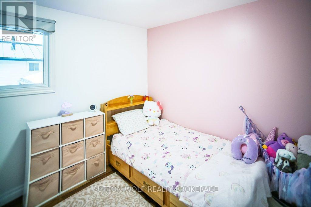 358 Drury Lane, Strathroy-Caradoc, Ontario  N7G 3G1 - Photo 15 - X12685706