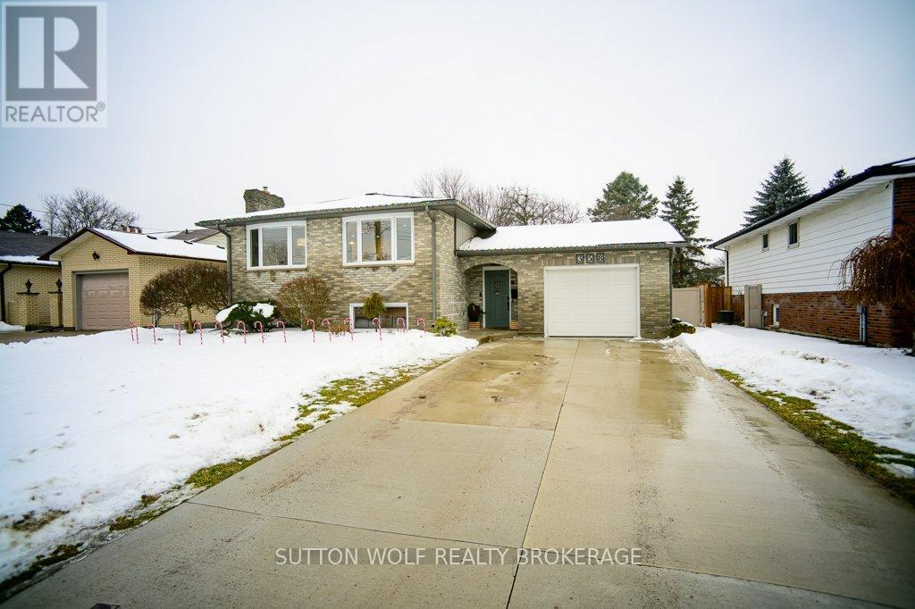 358 Drury Lane, Strathroy-Caradoc, Ontario  N7G 3G1 - Photo 2 - X12685706