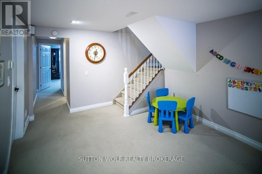 358 Drury Lane, Strathroy-Caradoc, Ontario  N7G 3G1 - Photo 20 - X12685706