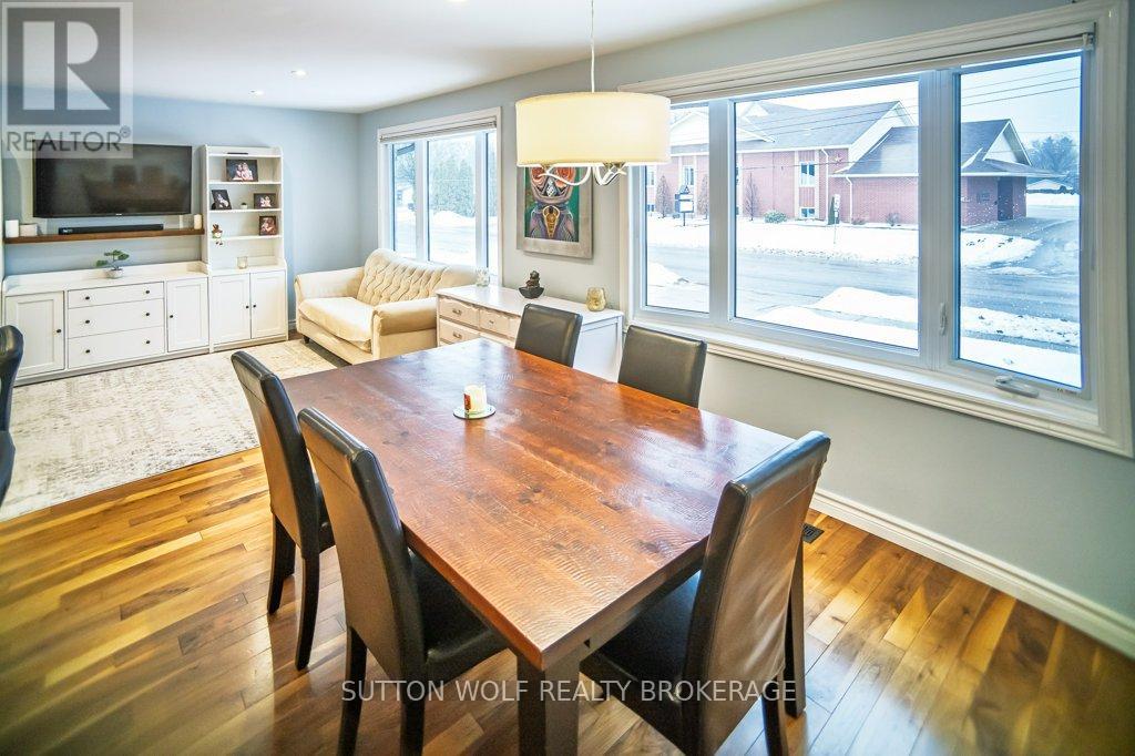 358 Drury Lane, Strathroy-Caradoc, Ontario  N7G 3G1 - Photo 8 - X12685706